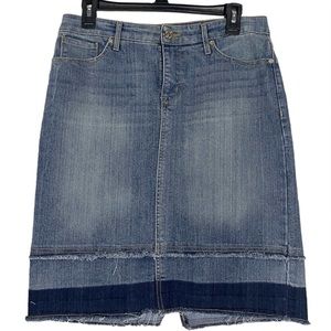 Nine West Denim Skirt Size‎ 6 Medium Wash